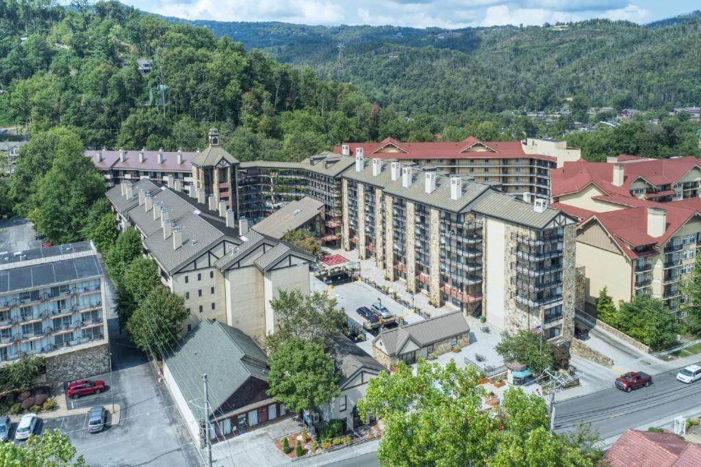 Heart Of Gatlinburg, Sleep 6-8アパートメント エクステリア 写真